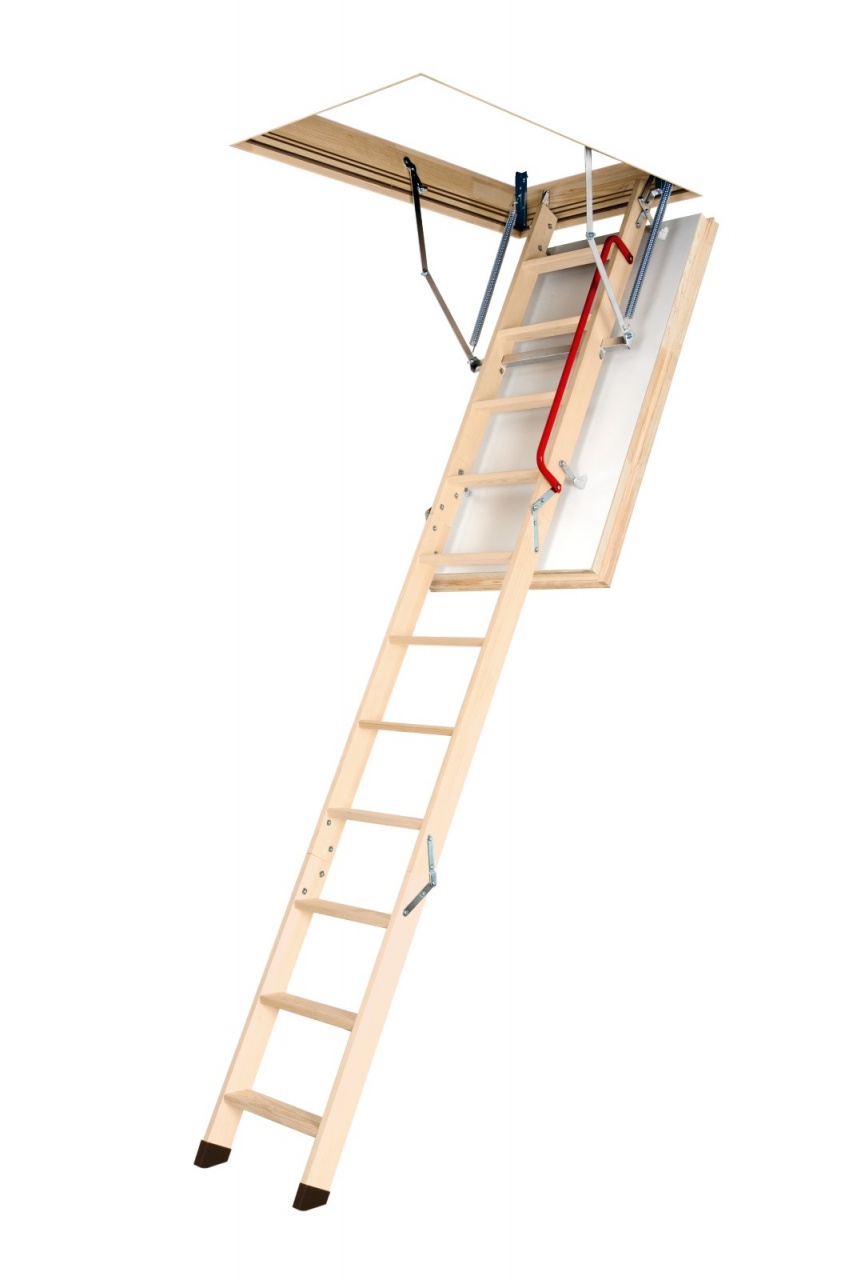 Climb higher with FAKRO’s PassivHaus certified LWT Loft Ladder