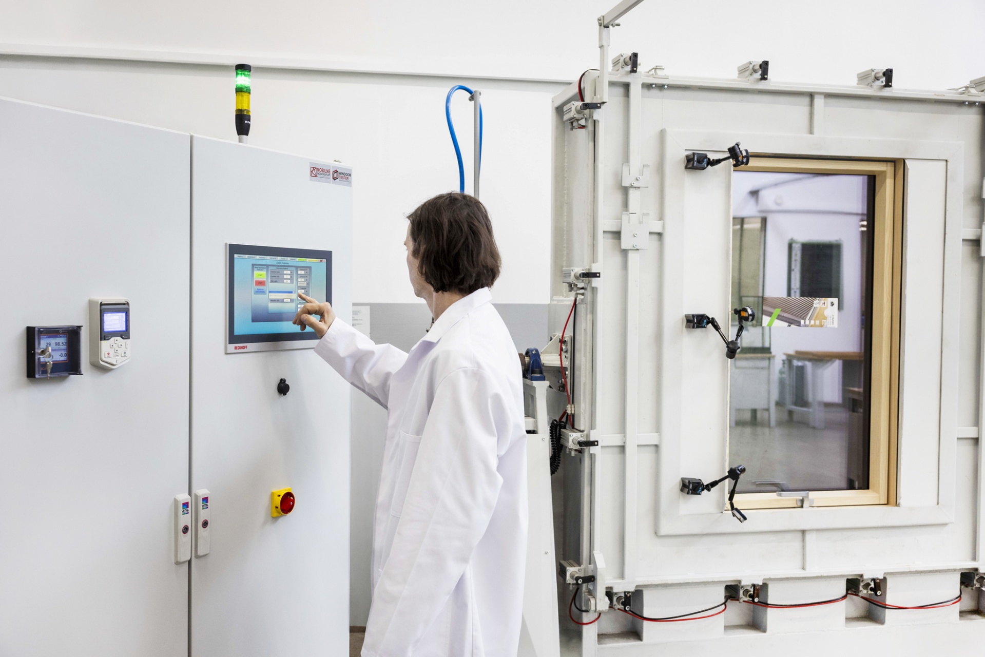 Digital Quality Control Systems and Responsible Process Management