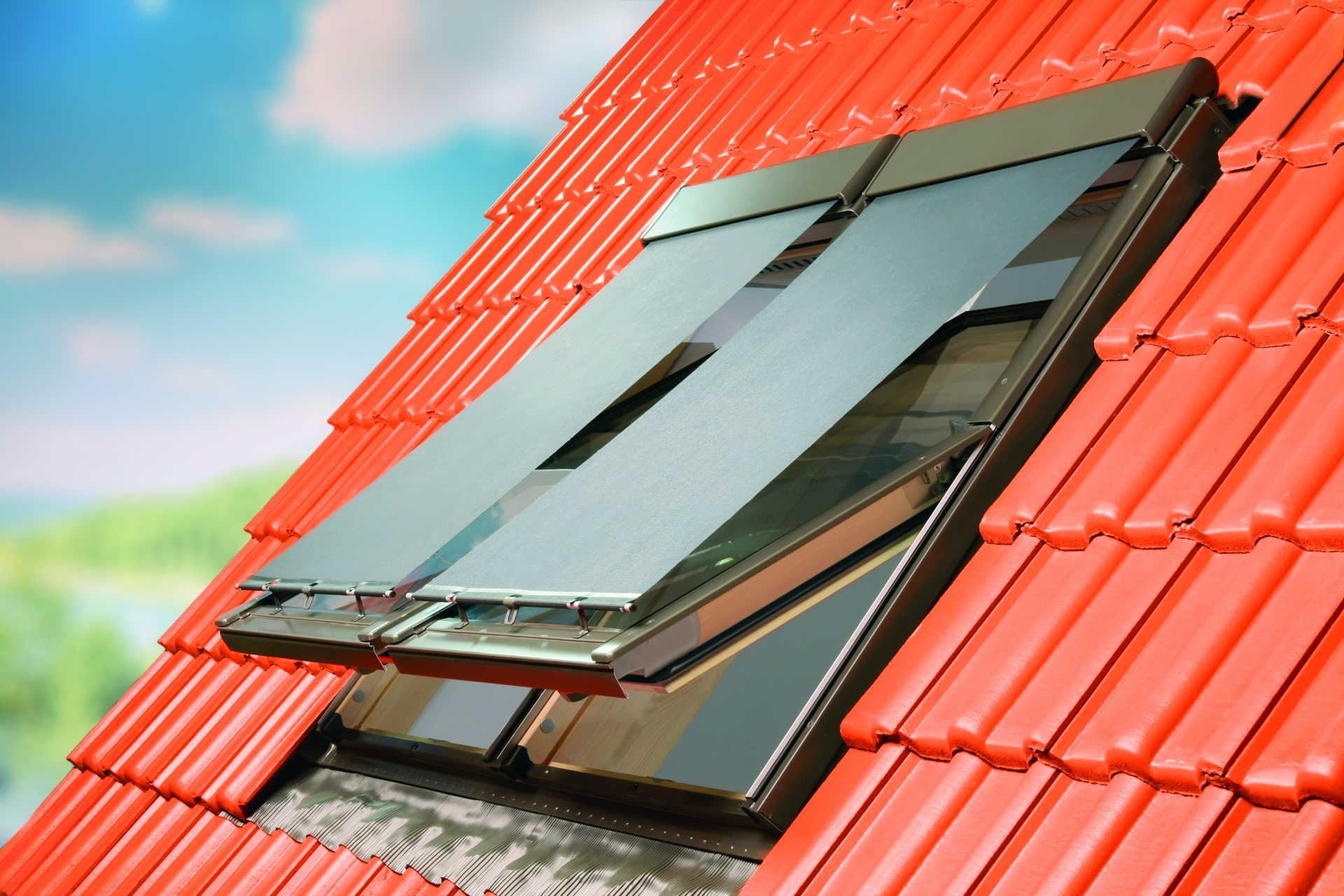 Keep the Heat Under Control: Exterior Accessories for Roof Windows