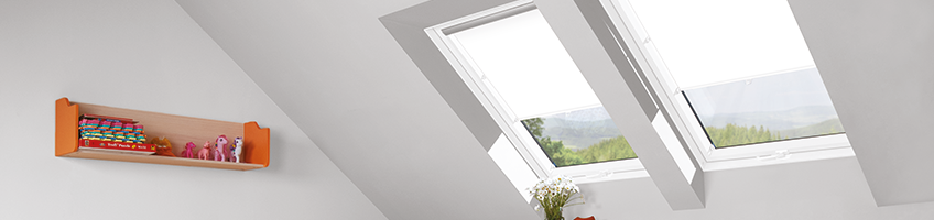 uPVC pivot roof windows - FAKRO