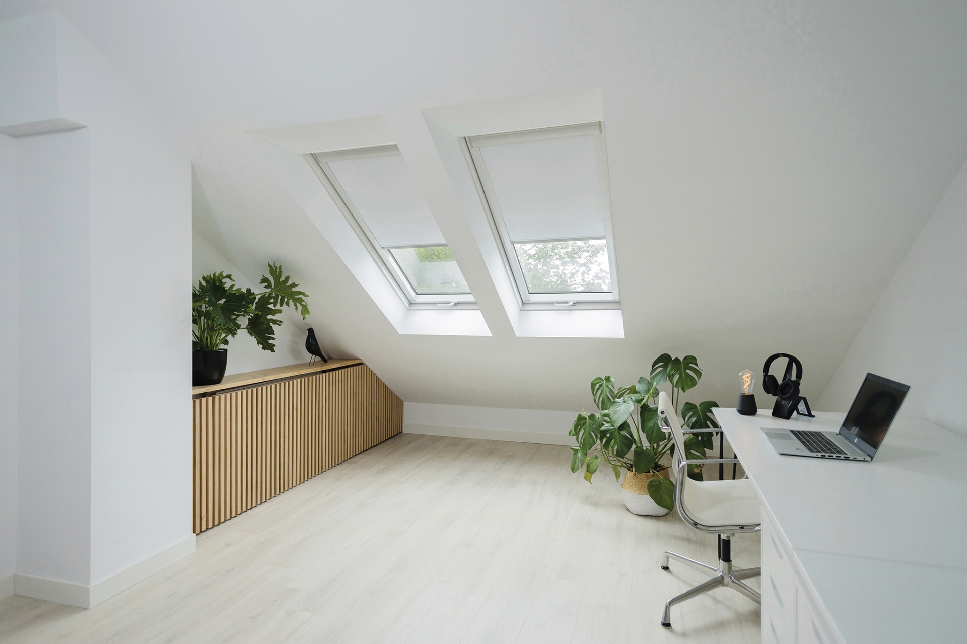 uPVC vs Wooden Roof Windows: Which Solution Is Best for Your Home?