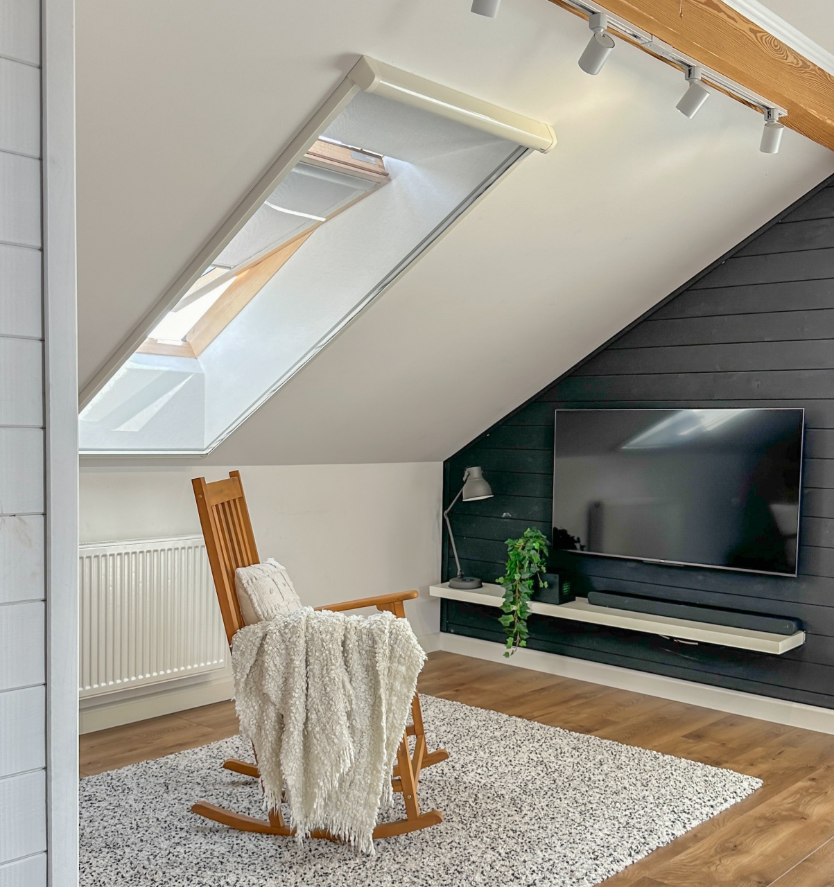 Beyond Functionality: Choosing the Perfect FAKRO Blinds to Complement Your Loft’s Interior Design