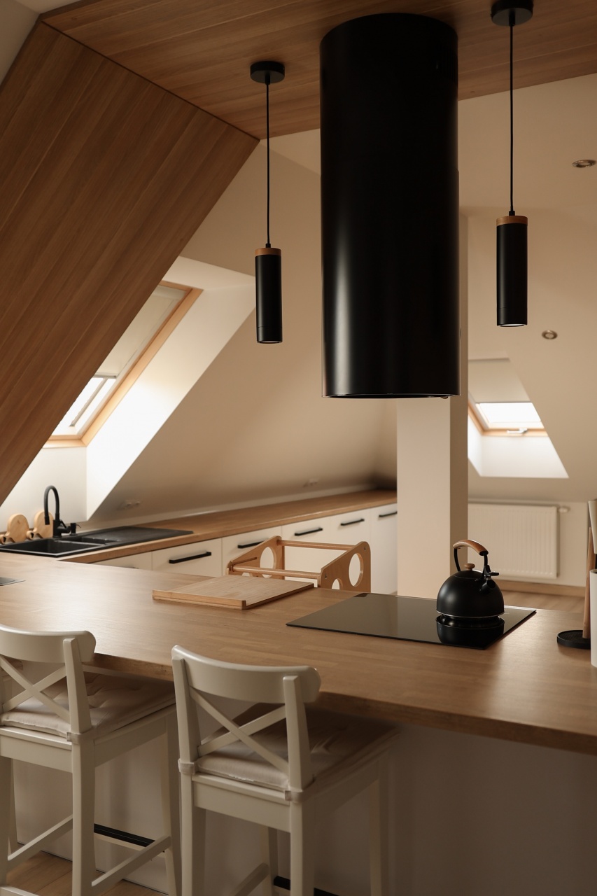 How To Arrange An Attic Kitchen