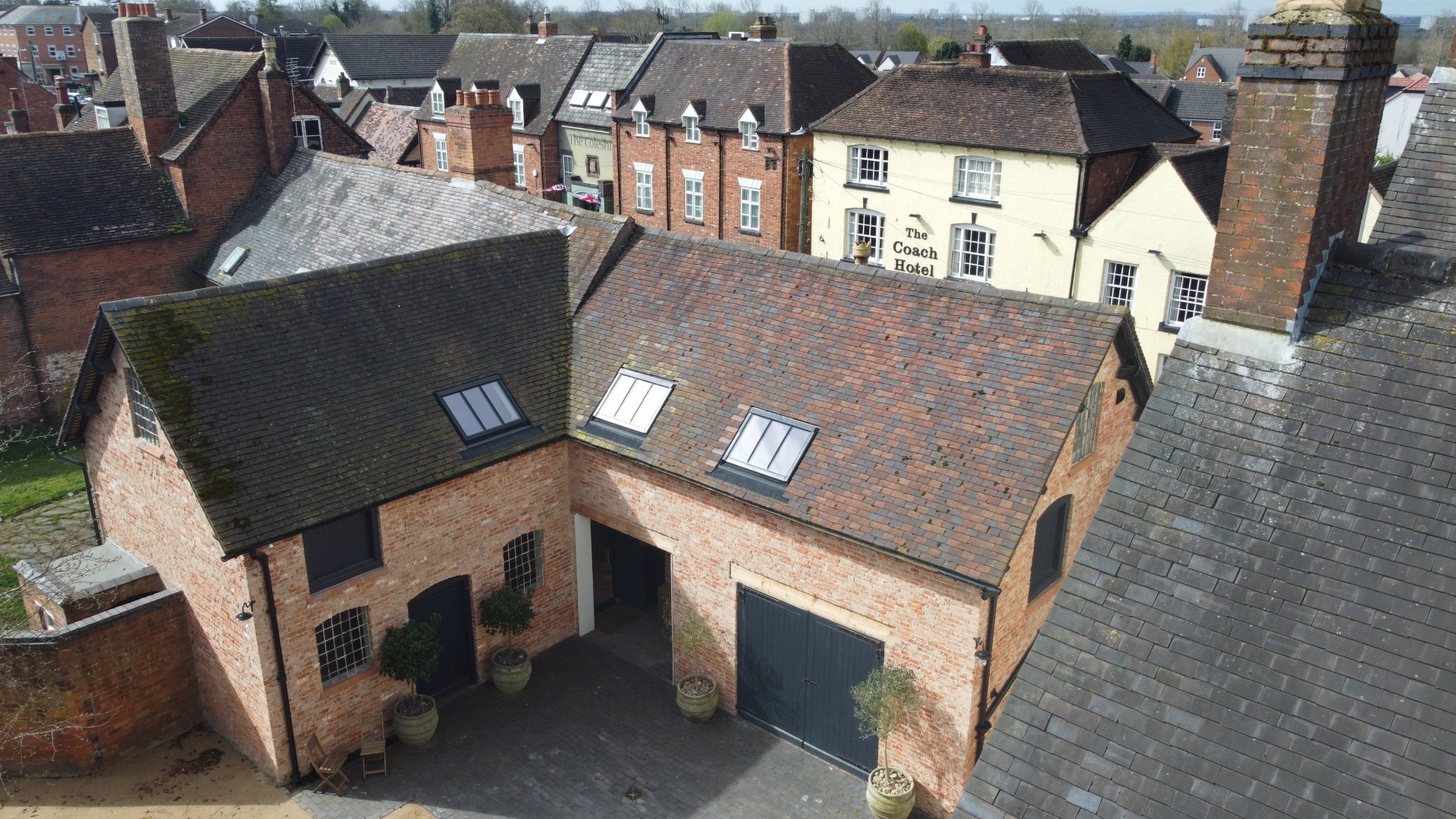Roof Windows in Listed Buildings and UK Conservation Areas – What You Need to Know