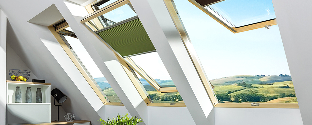 preSelect. Top or Centre Pivot roof windows at the flick of a switch.